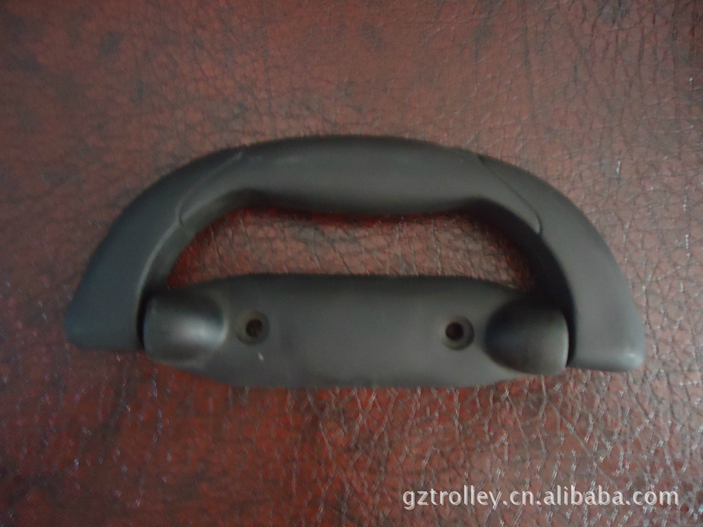 实现手柄的居中夹紧