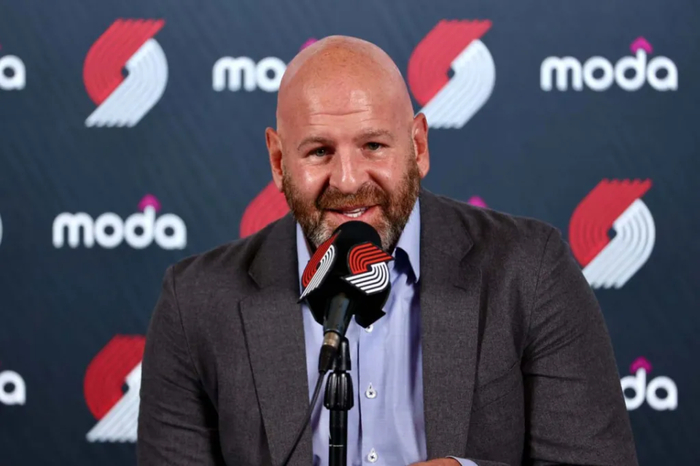 邓登上任首日设高标准 波特兰开拓者启动重建之