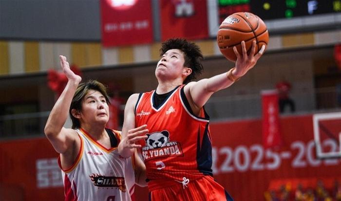 李缘逆袭成总决赛MVP 四川女篮客场夺冠掀数据争