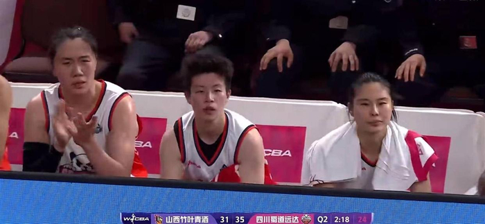 李缘逆袭成总决赛MVP 四川女篮客场夺冠掀数据争